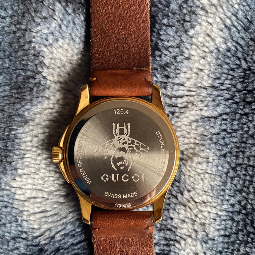 100% authentic Gucci watch - Picture 3 of 5